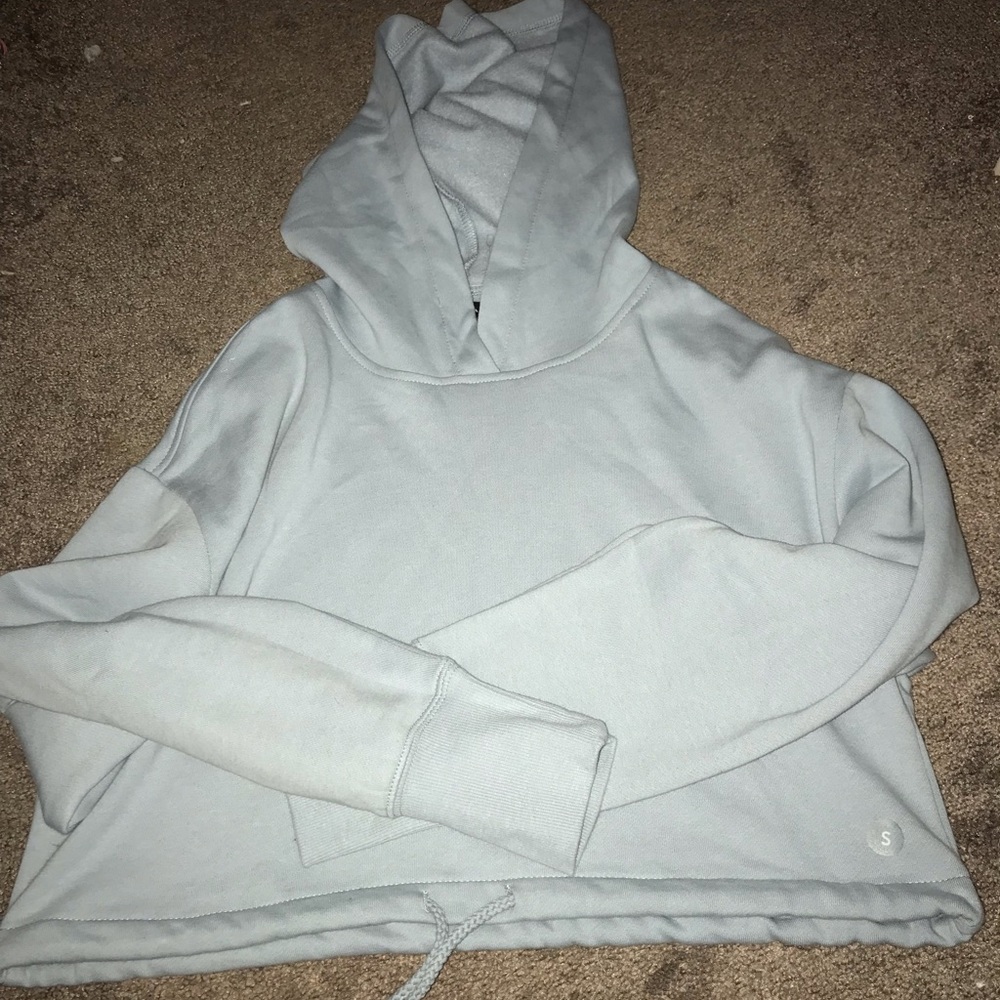 Blue cropped sweatshirt